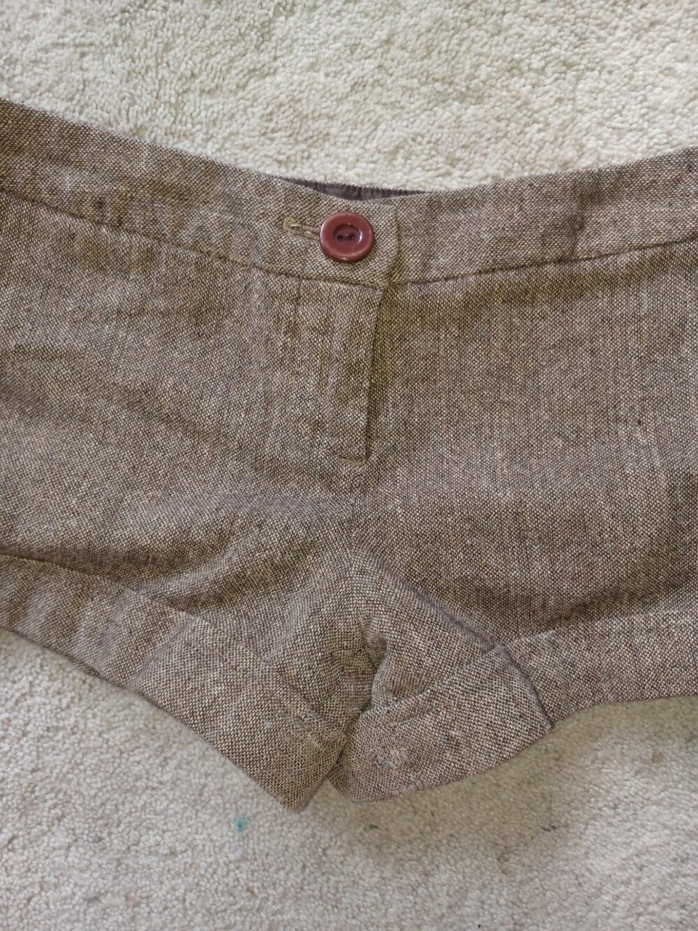 Shorts - Picture 2 of 3